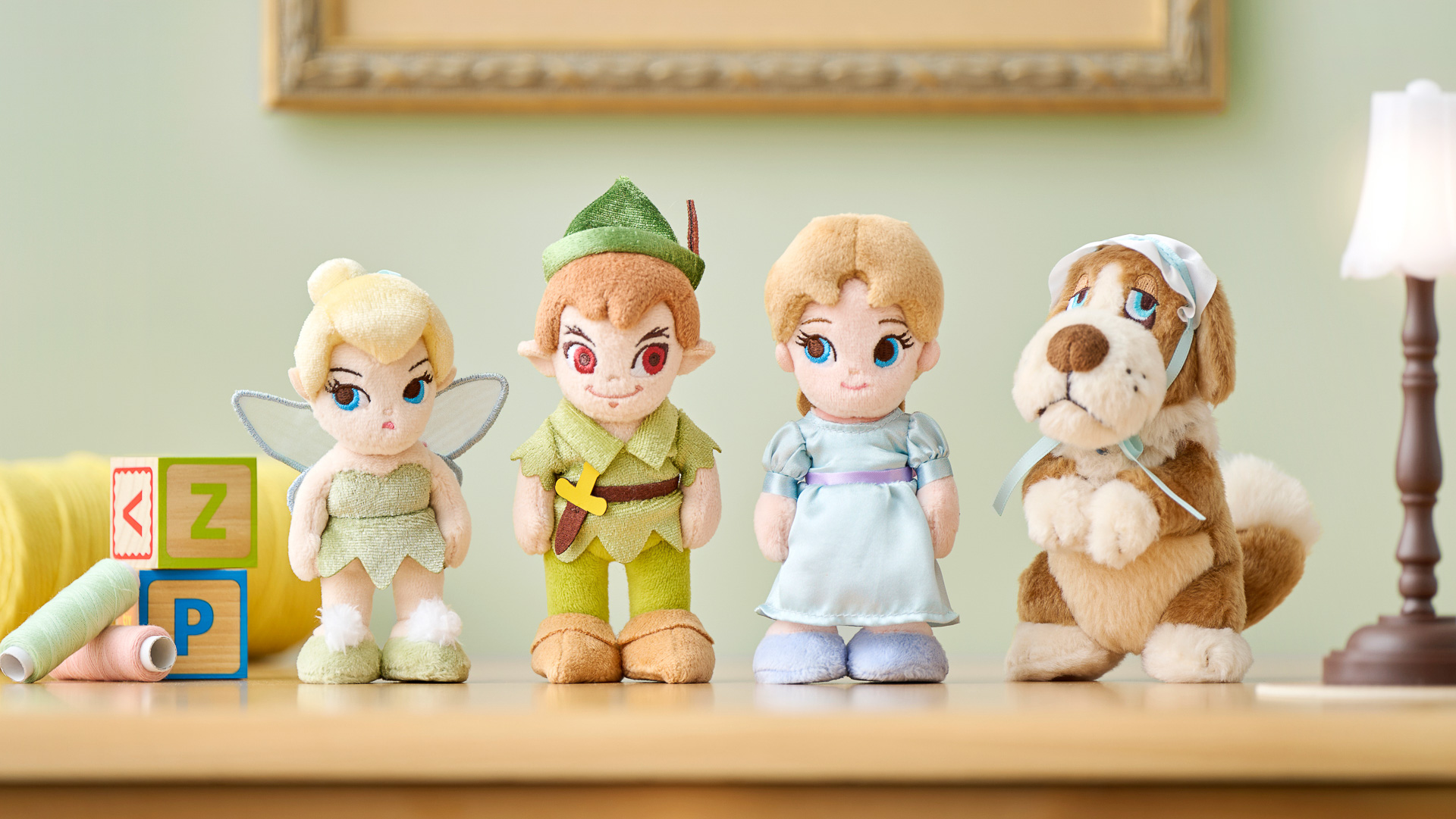 ぬいるぐみシリーズ「Disney stanDs」からピーター・パンのキャラクターが発売