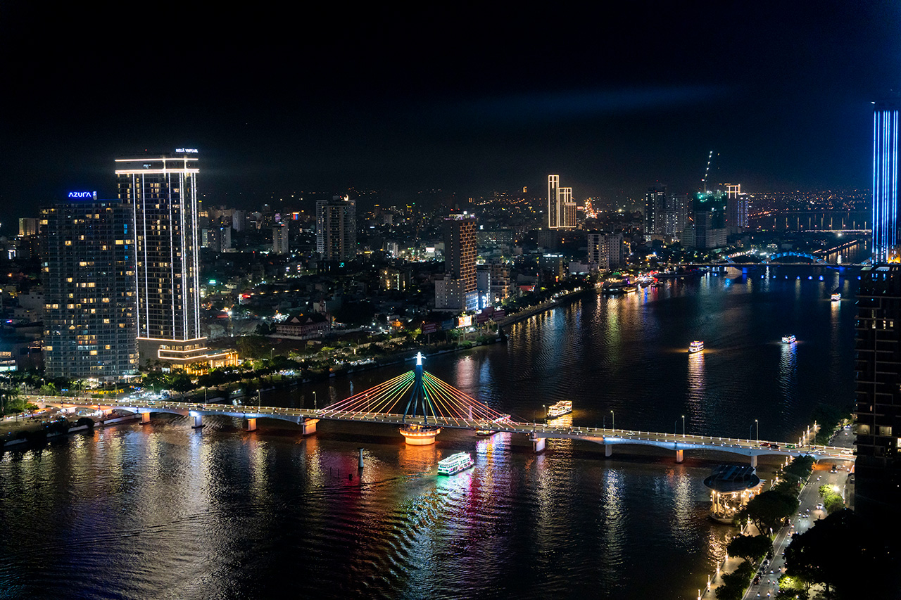 29階のラウンジから見える夜景。ラウンジはエグゼクティブルームやスイートなどが利用可能