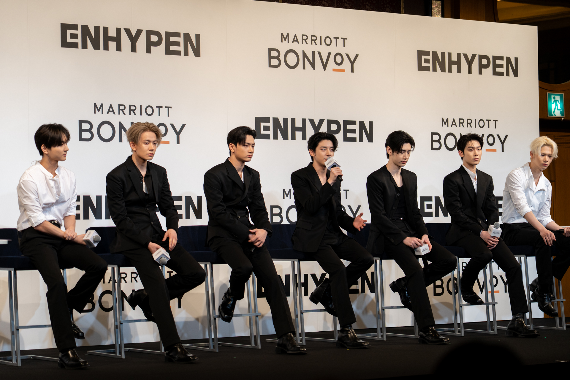 7月29日にリリースされたばかりの日本4thシングル「宵 -YOI-」についてのトークも