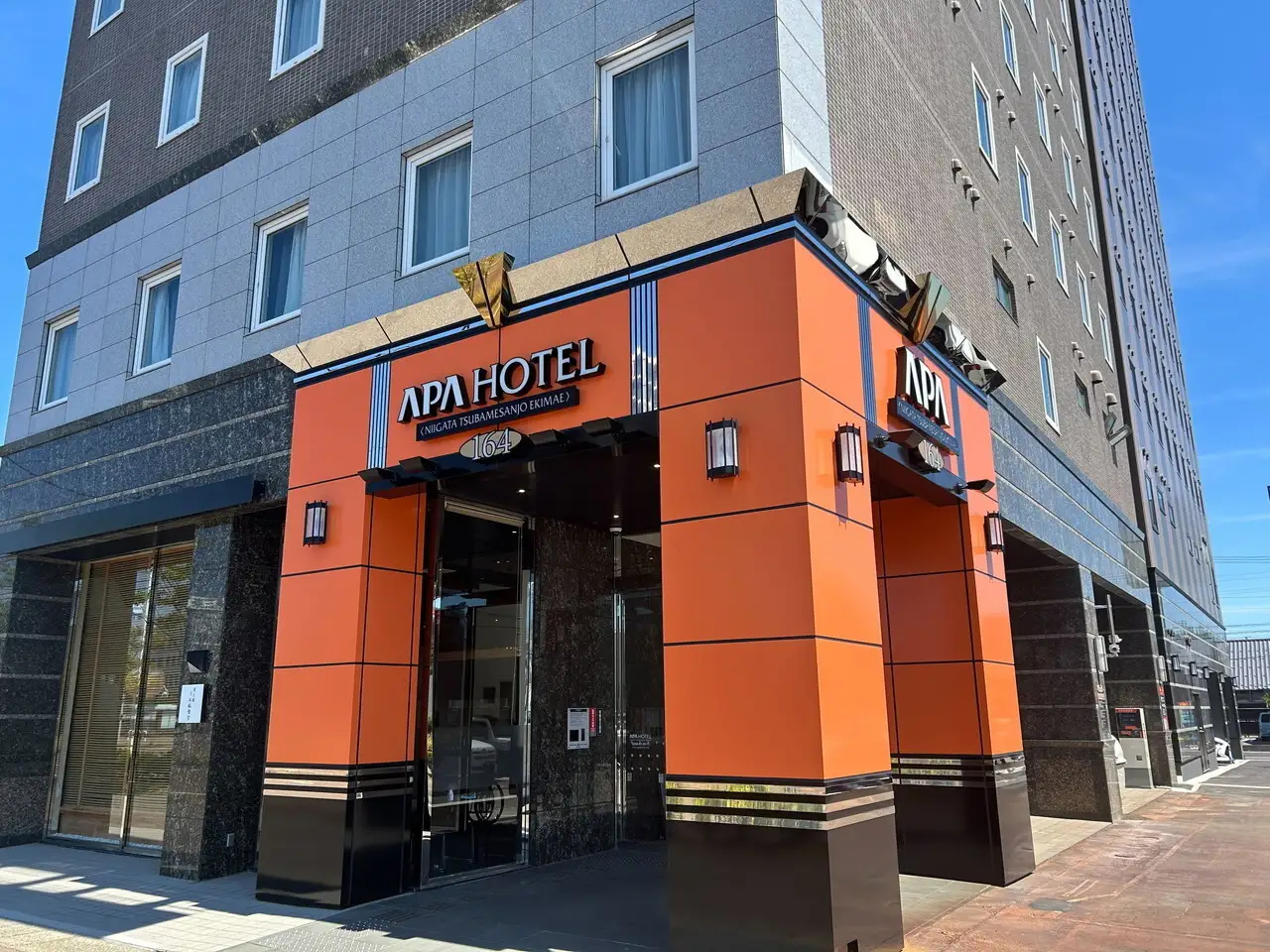 エントランス（本館）