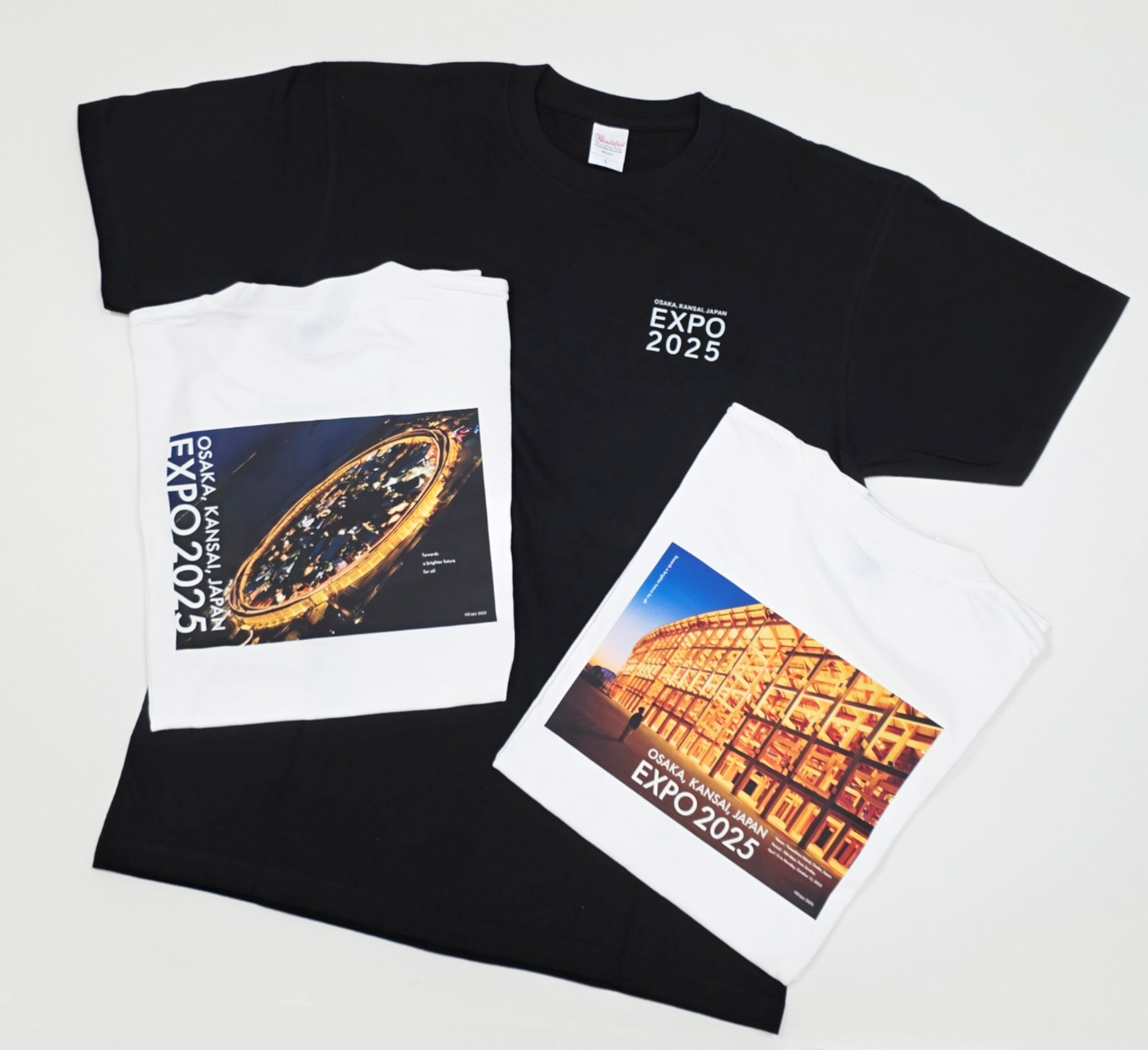 Tシャツ（各4180円、8月中旬発売予定）