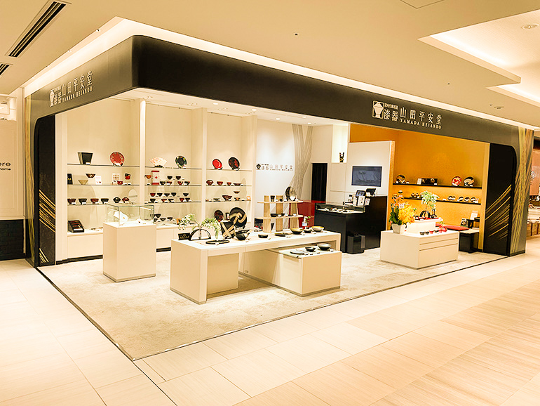 2017年にオープンしたGINZA SIX店（銀座）