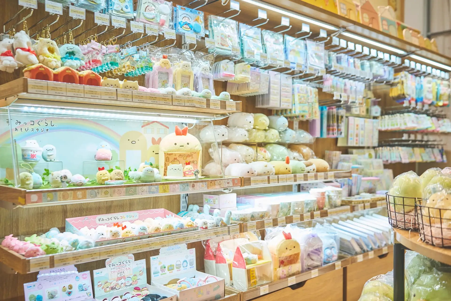 利用者以外も利用できるグッズコーナー