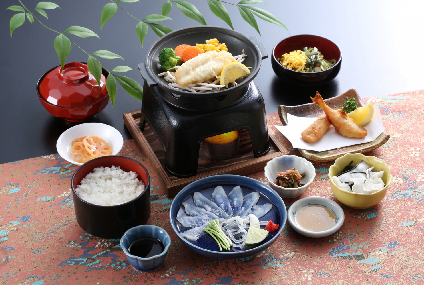 ふく刺身とふく胸板焼き膳