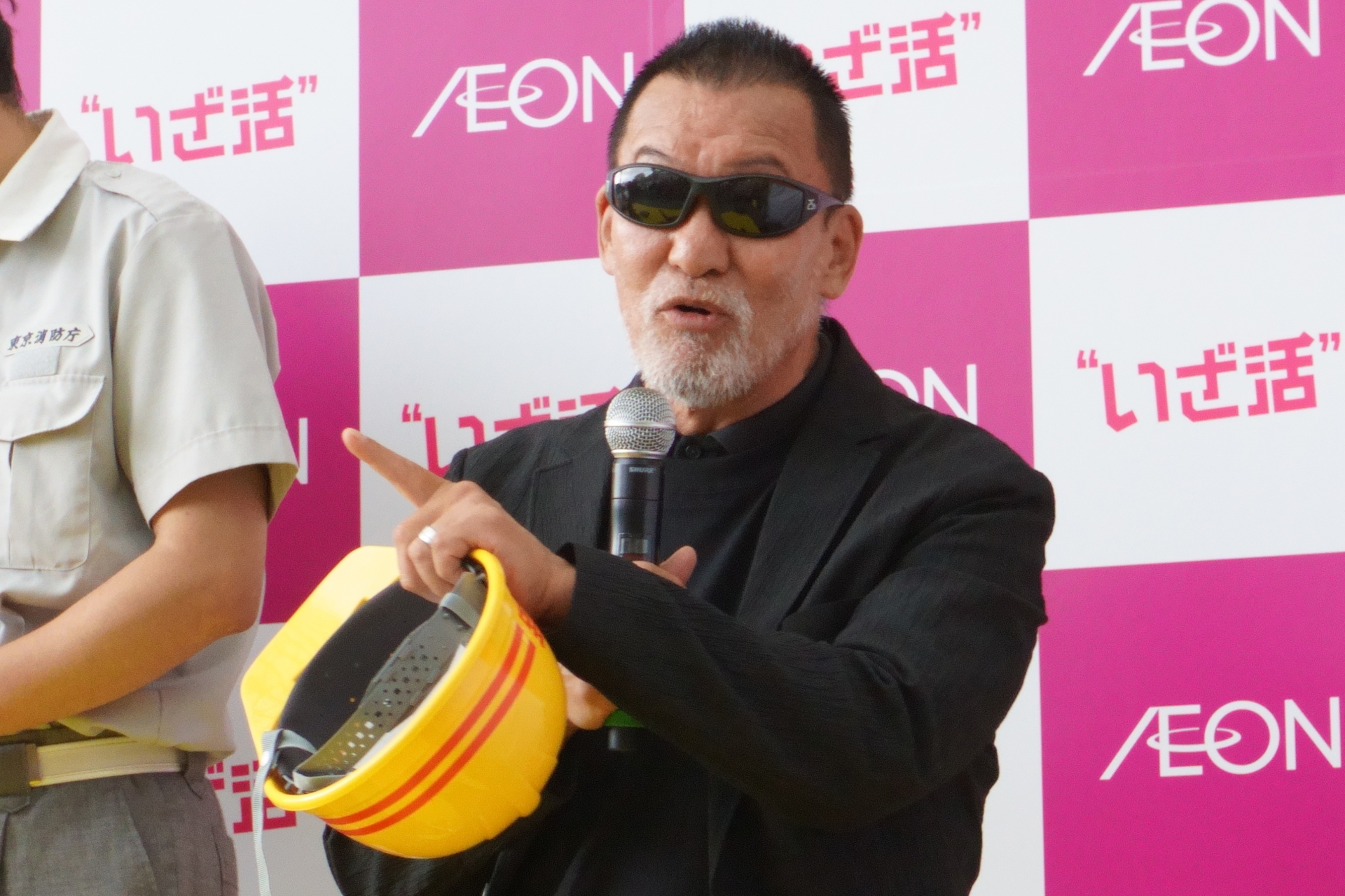 日常の備えについて「避難生活はどれくらいになるかわからない、避難場が足りず自宅避難になることも。防災セットには自分が必要なものをプラスで入れる。おれは薬とか（笑）。ストックを回しながら定期的に確認するのが必要」とアドバイスした