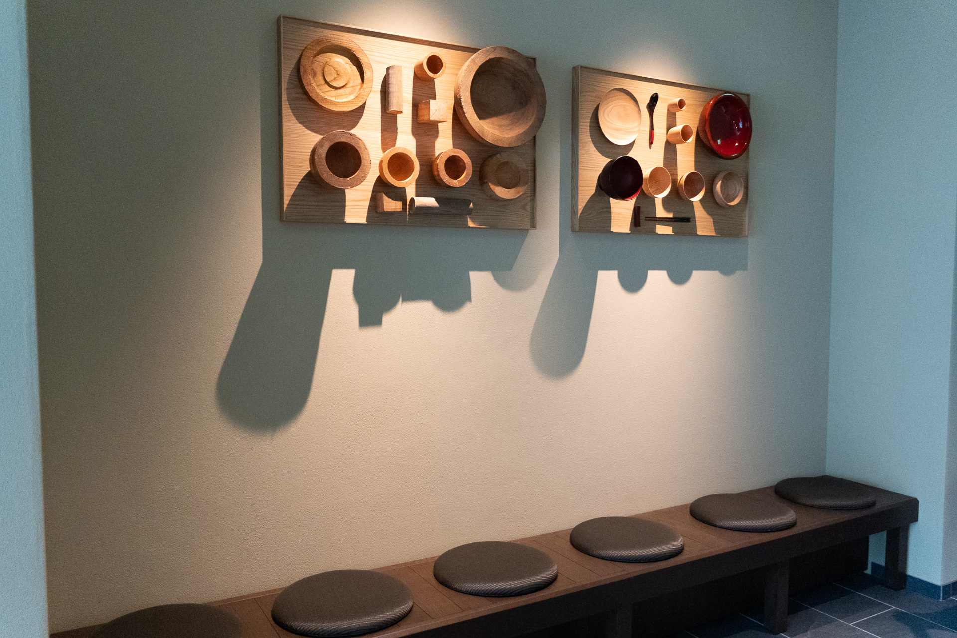 すべて半個室の食事会場。部屋食は行なえない