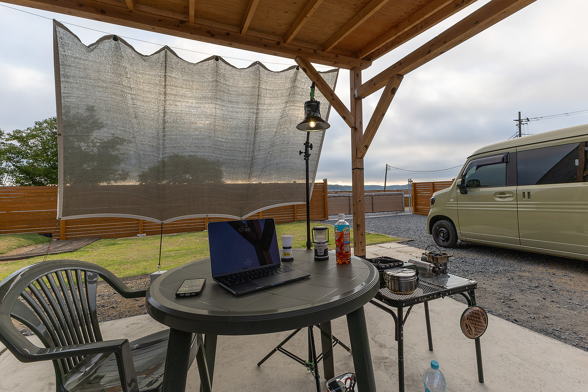 日よけがあるので、西日が差しても暑さは感じにくい