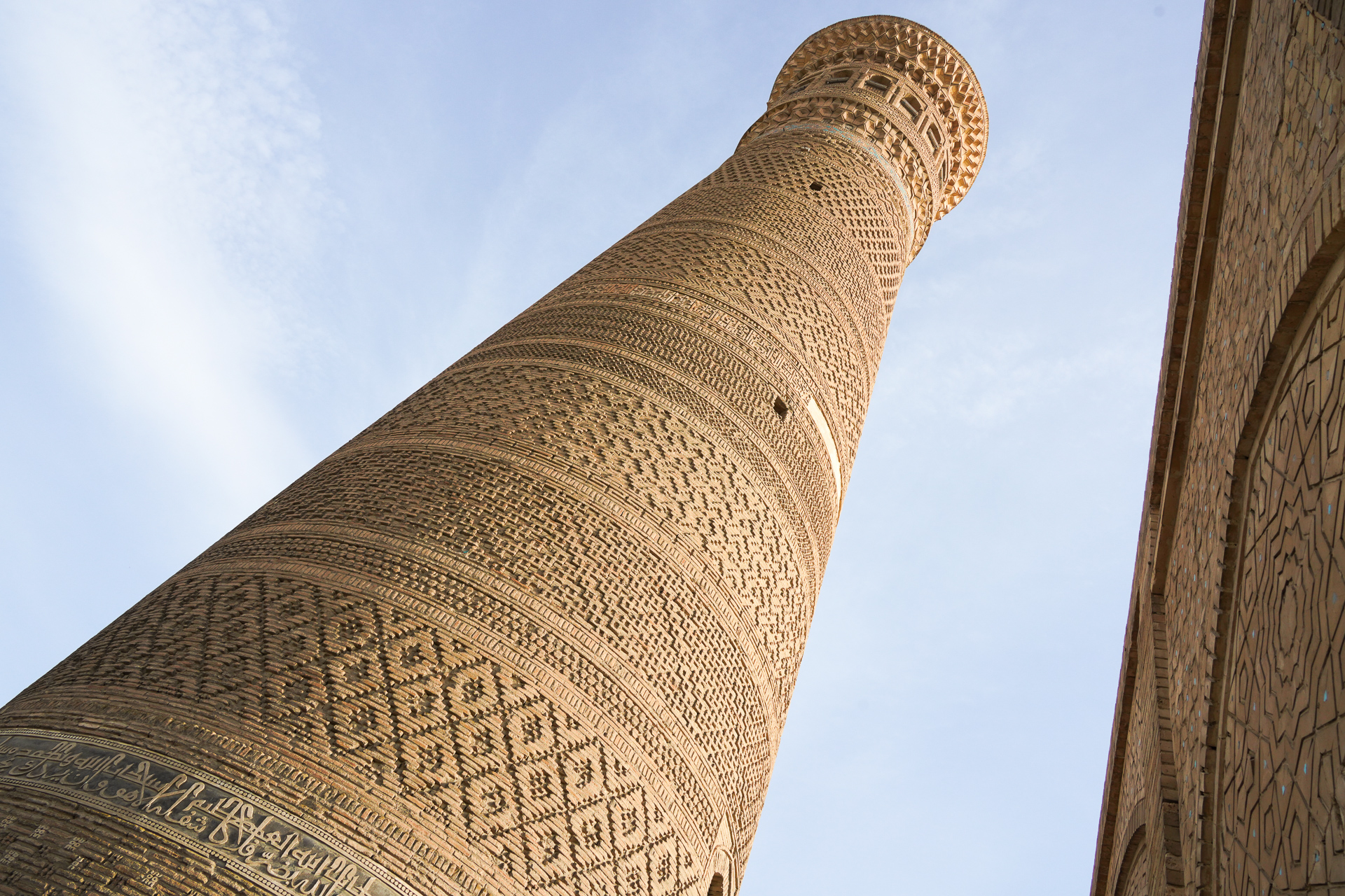 「カラーン・ミナレット」に近寄ってみた