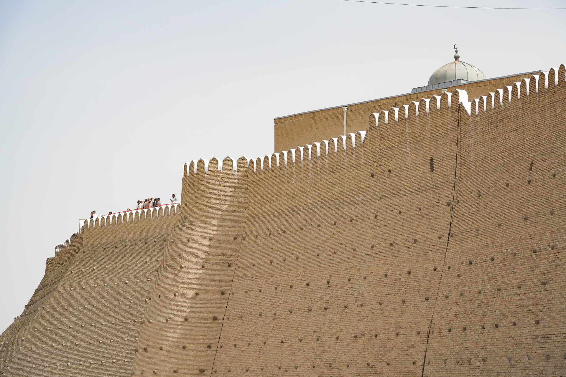 城壁の高さはなかなかのもの
