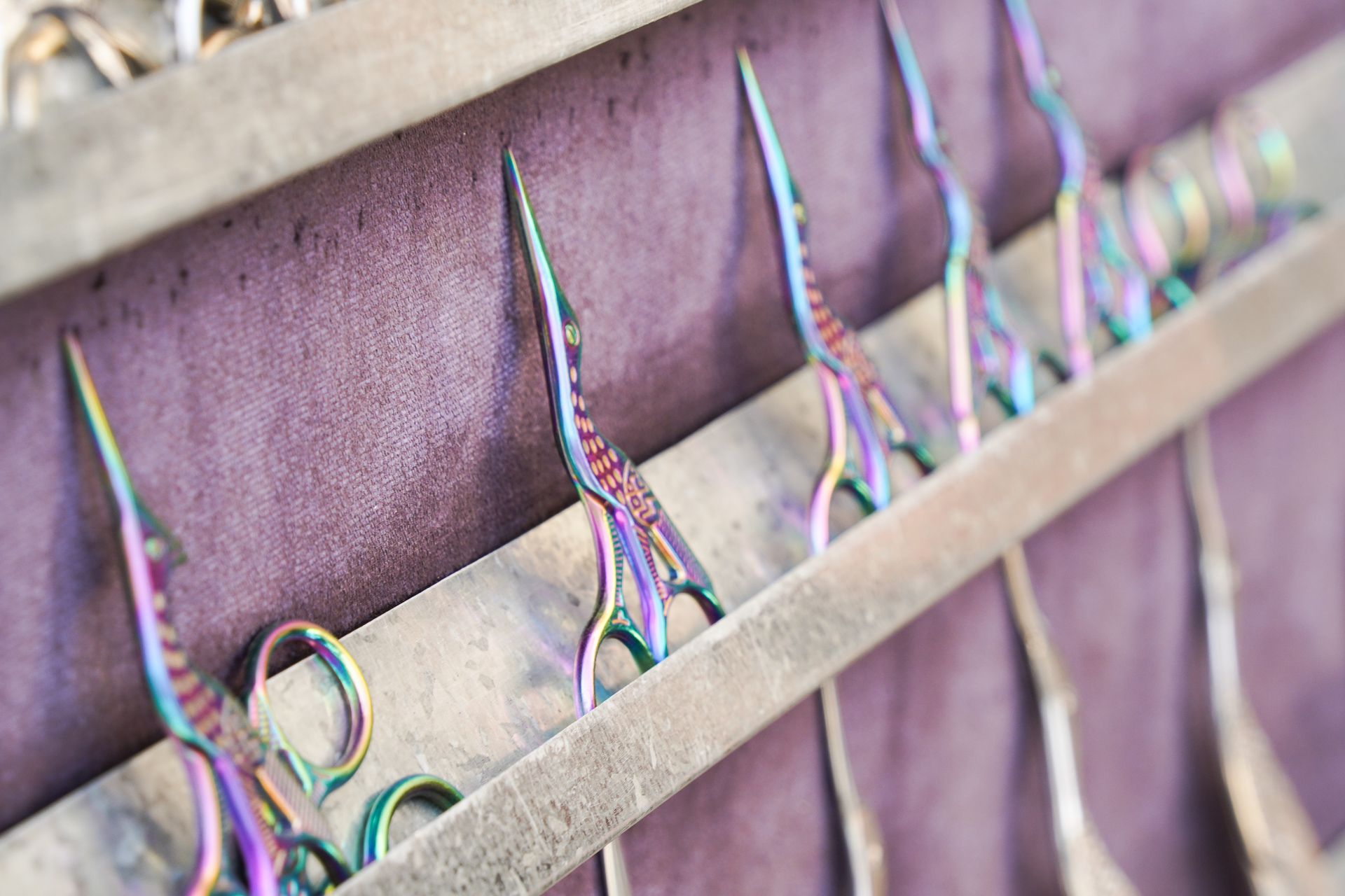 美しい細工のハサミ