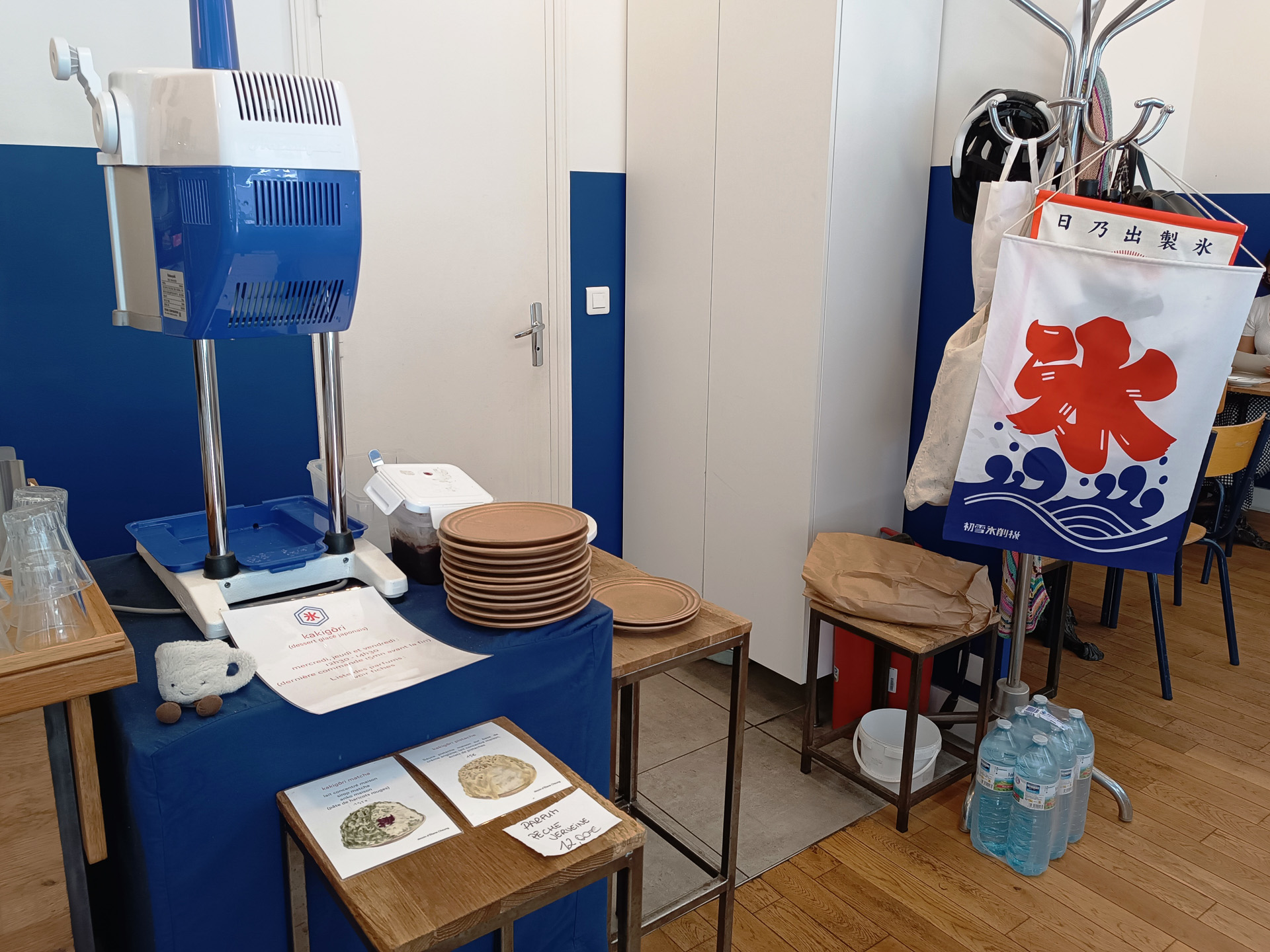 ふわふわのかき氷と日本製のかき氷機