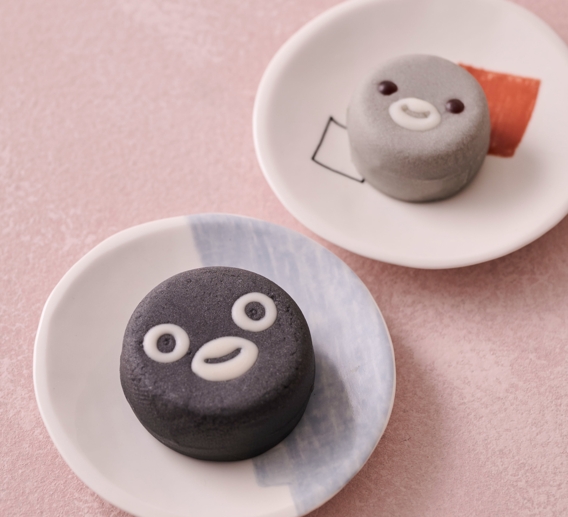 Suicaのペンギン・子ペンギン練り切り