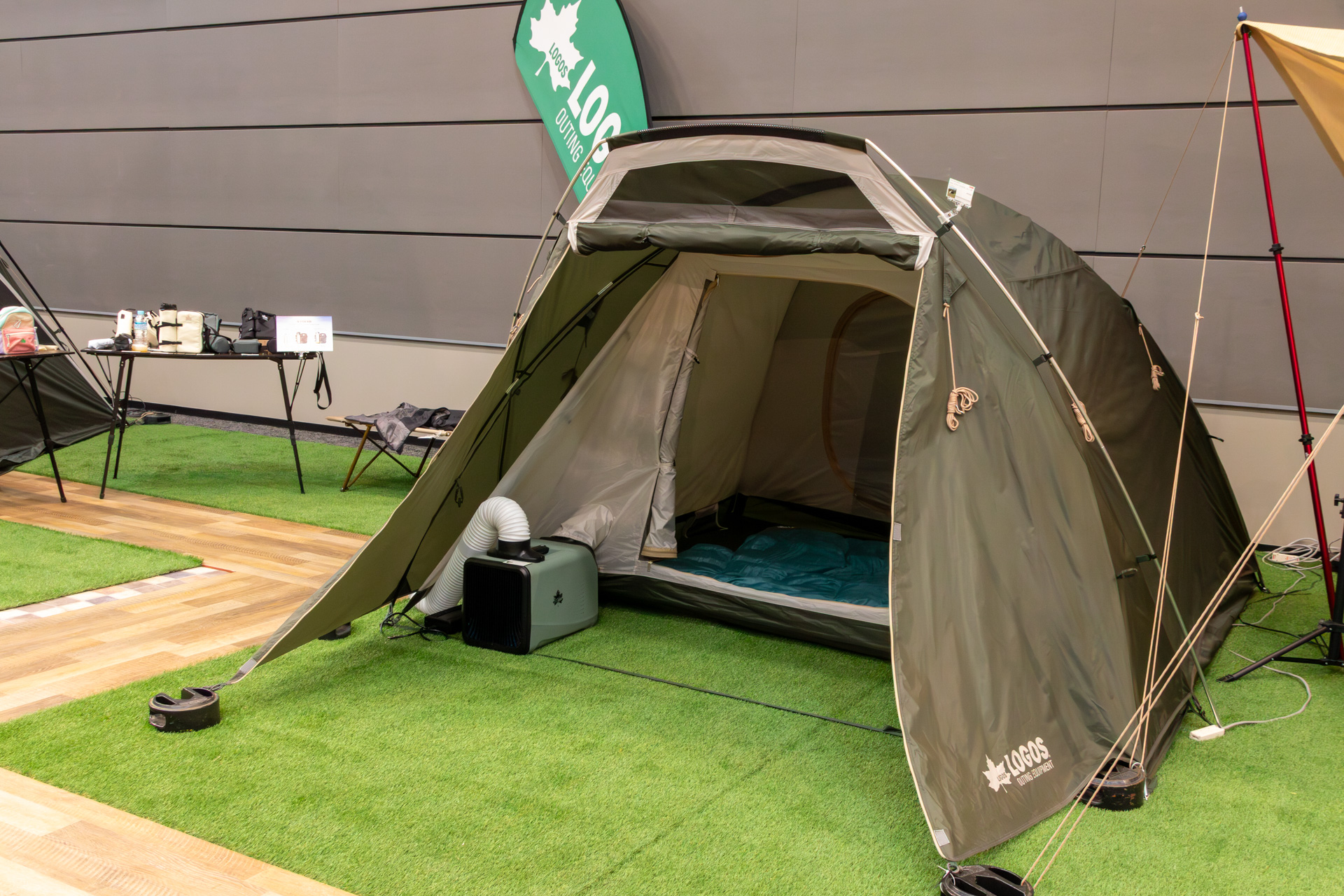 「neos プラトーワイドルーム LｰBF」