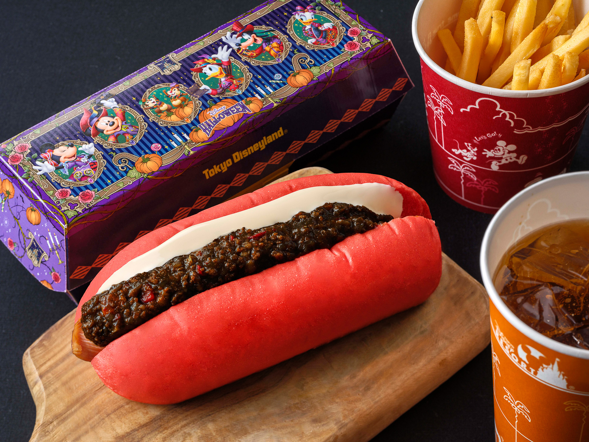 「リフレッシュメントコーナー」の「スペシャルセット」（1240円）