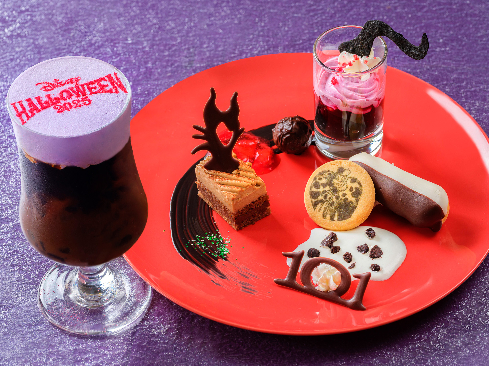 「センターストリート・コーヒーハウス」の「スペシャルデザートセット」（2280円）