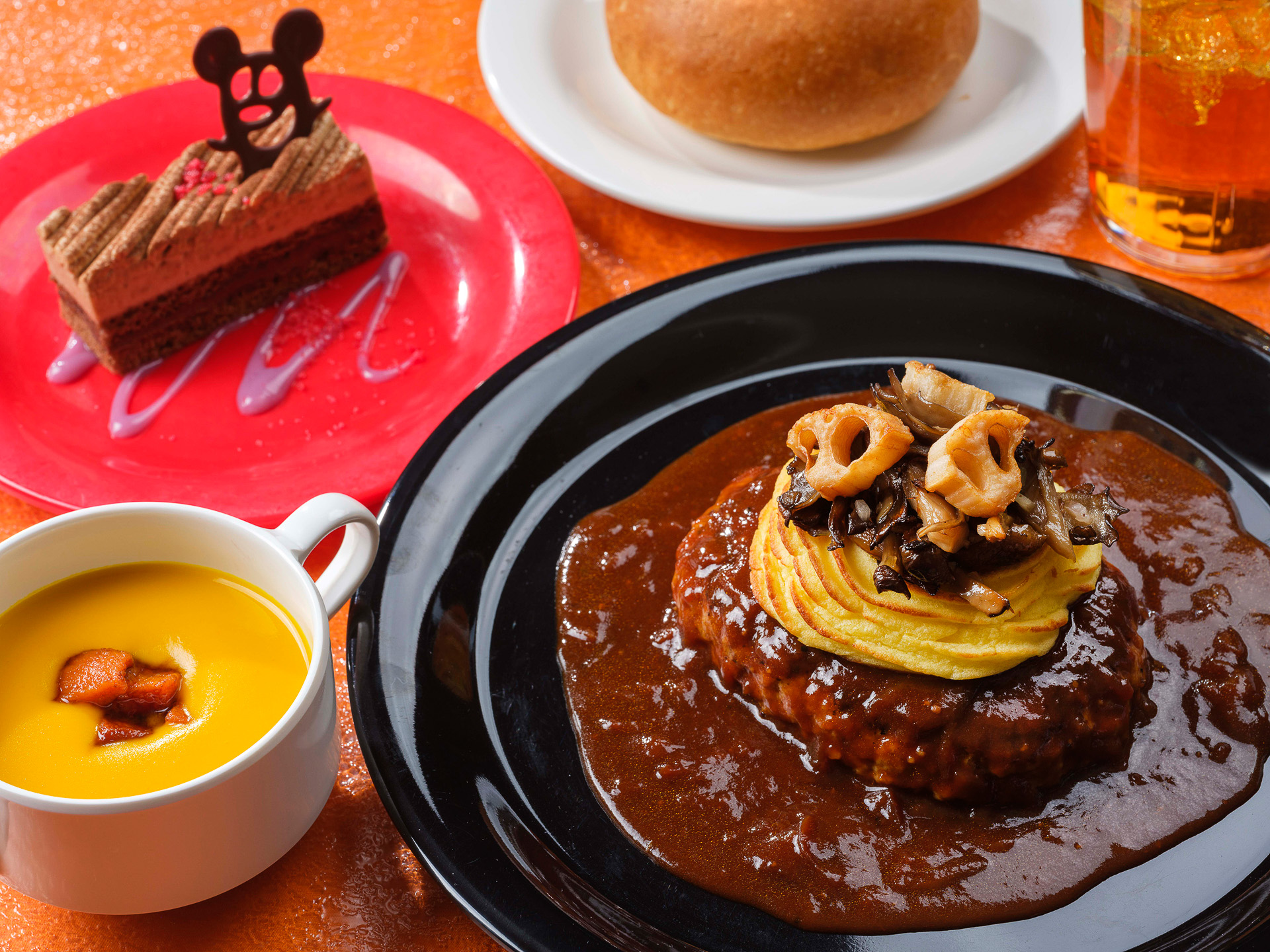 「ホライズンベイ・レストラン」の「スペシャルセット」（2840円）