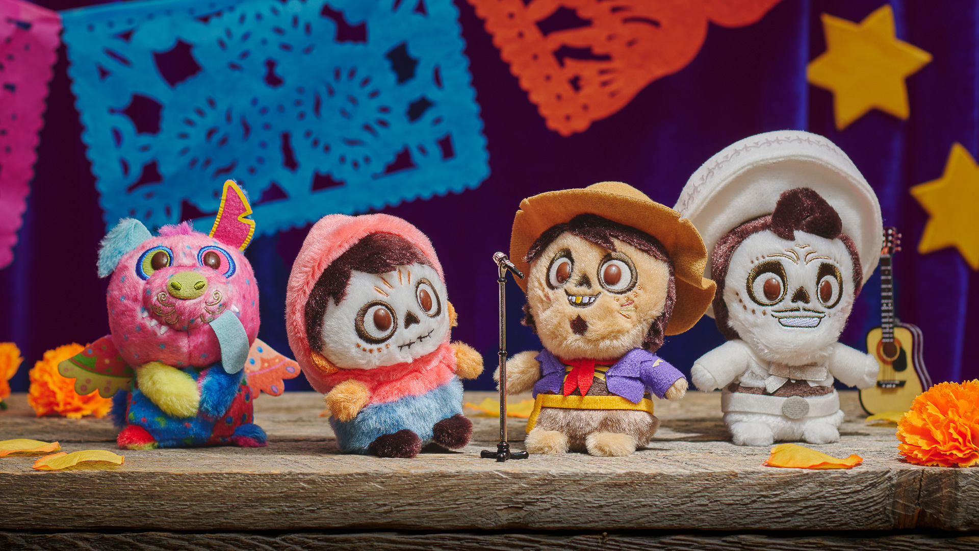 ディズニーストアのぬいぐるみシリーズ「うるぽちゃちゃん」に「リメンバー・ミー」の新作が仲間入り