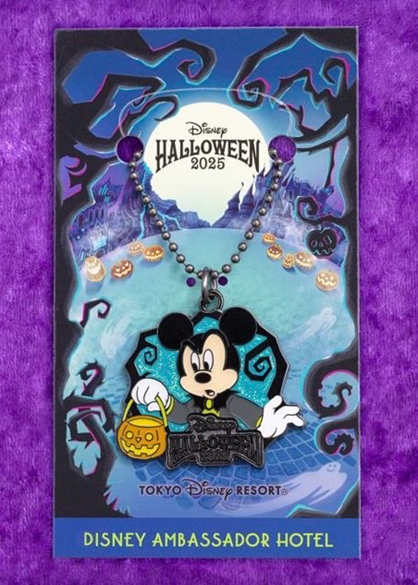 こちらはディナー。ミッキーマウスがメインだ