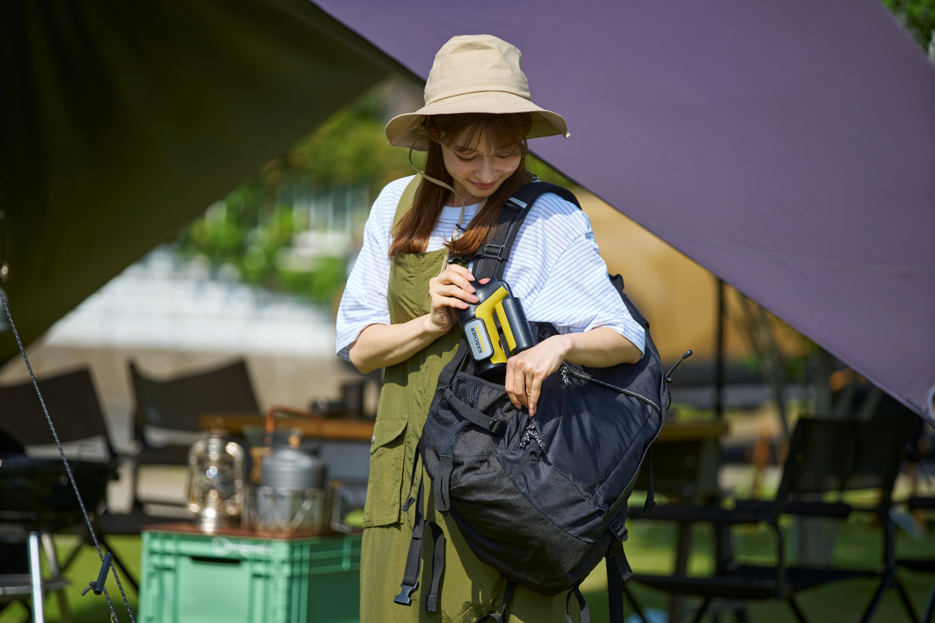 スポーツやキャンプ、釣り、自転車といったアウトドアで気軽に持ち運べ、帰る前の10秒洗浄ができる