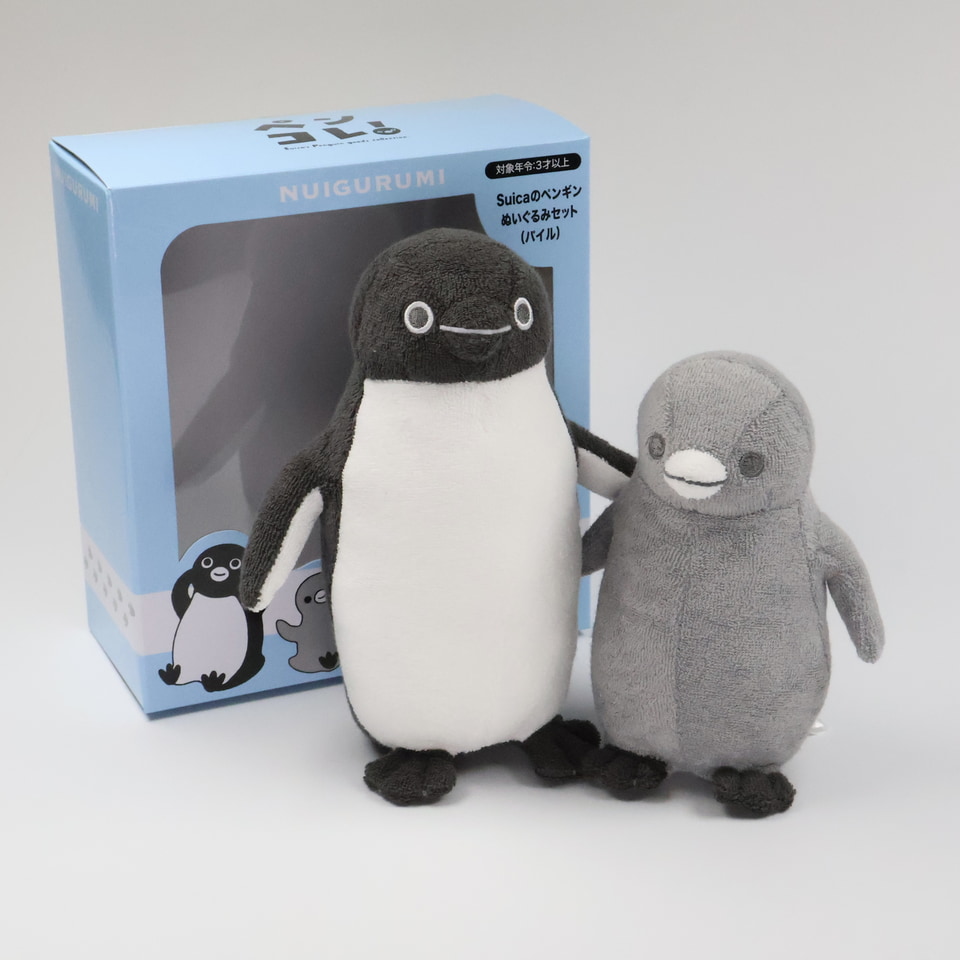 ディズニー　クラブ ペンギン　ぬいぐるみ　宮廷道化師 パイル生地で涼しげな「Suicaのペンギンぬいぐるみセット