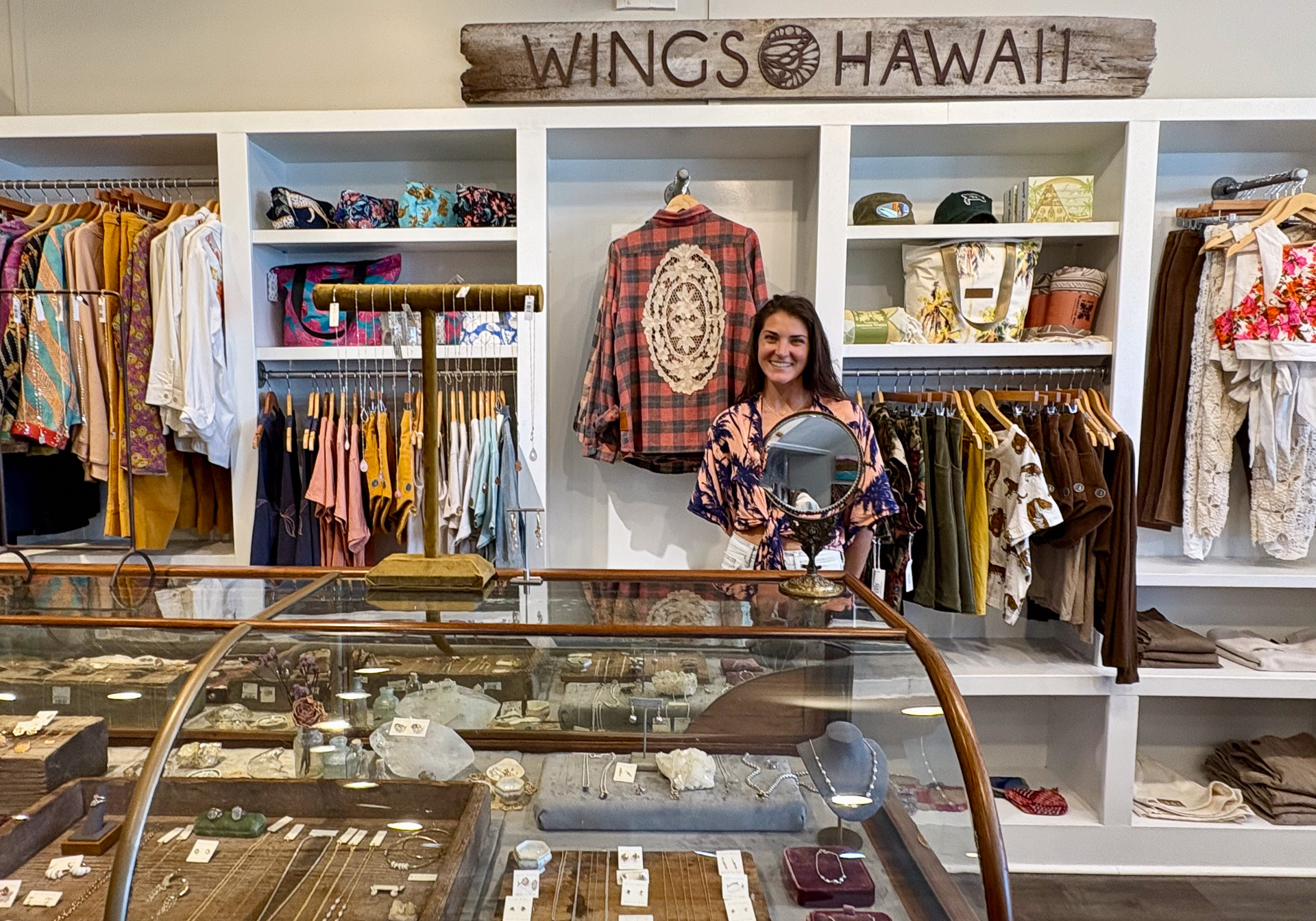 オリジナリティーあふれるビンテージの世界観が広がる店内