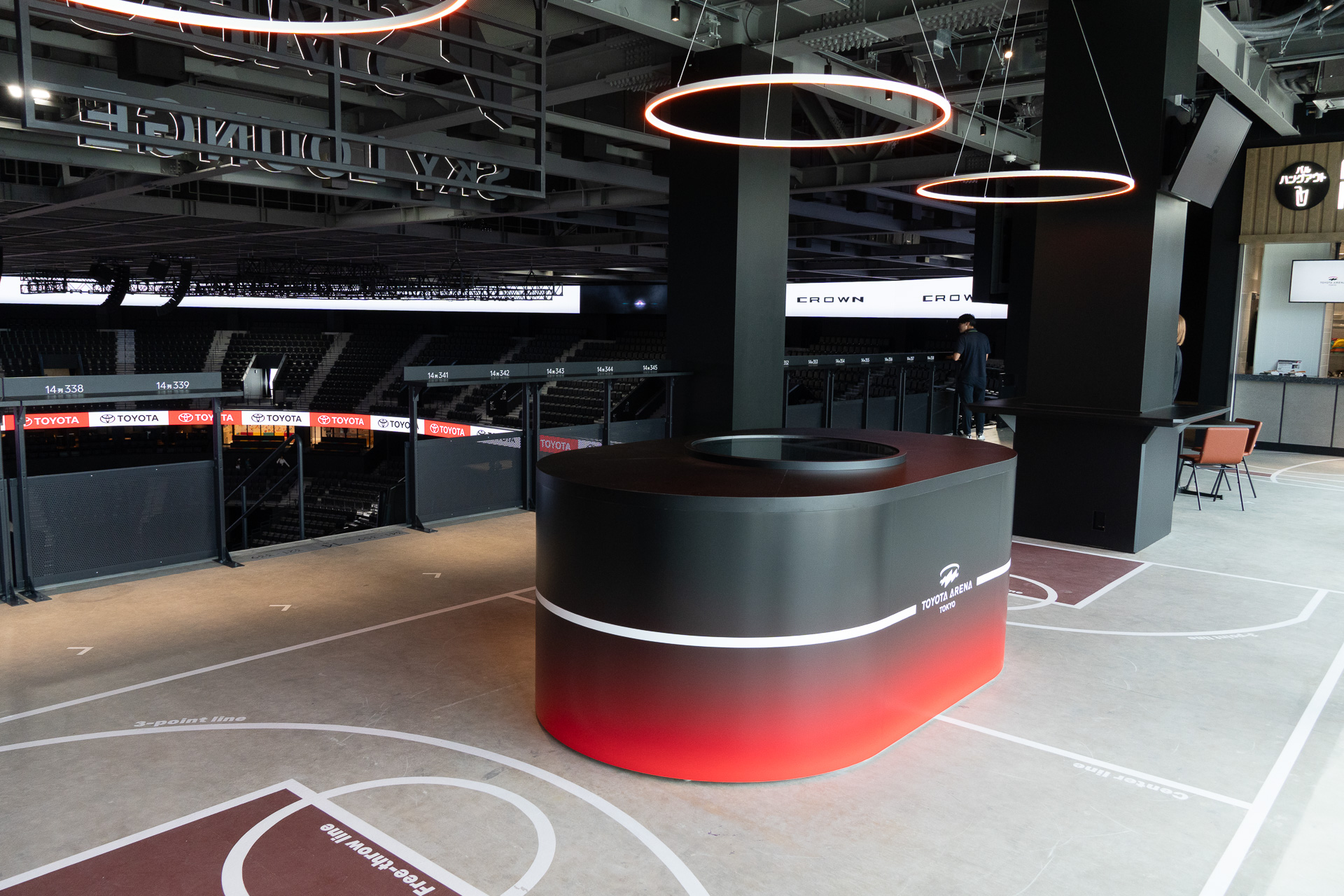 5階にある「SMBC SKY LOUNGE」は誰でもアクセス可能