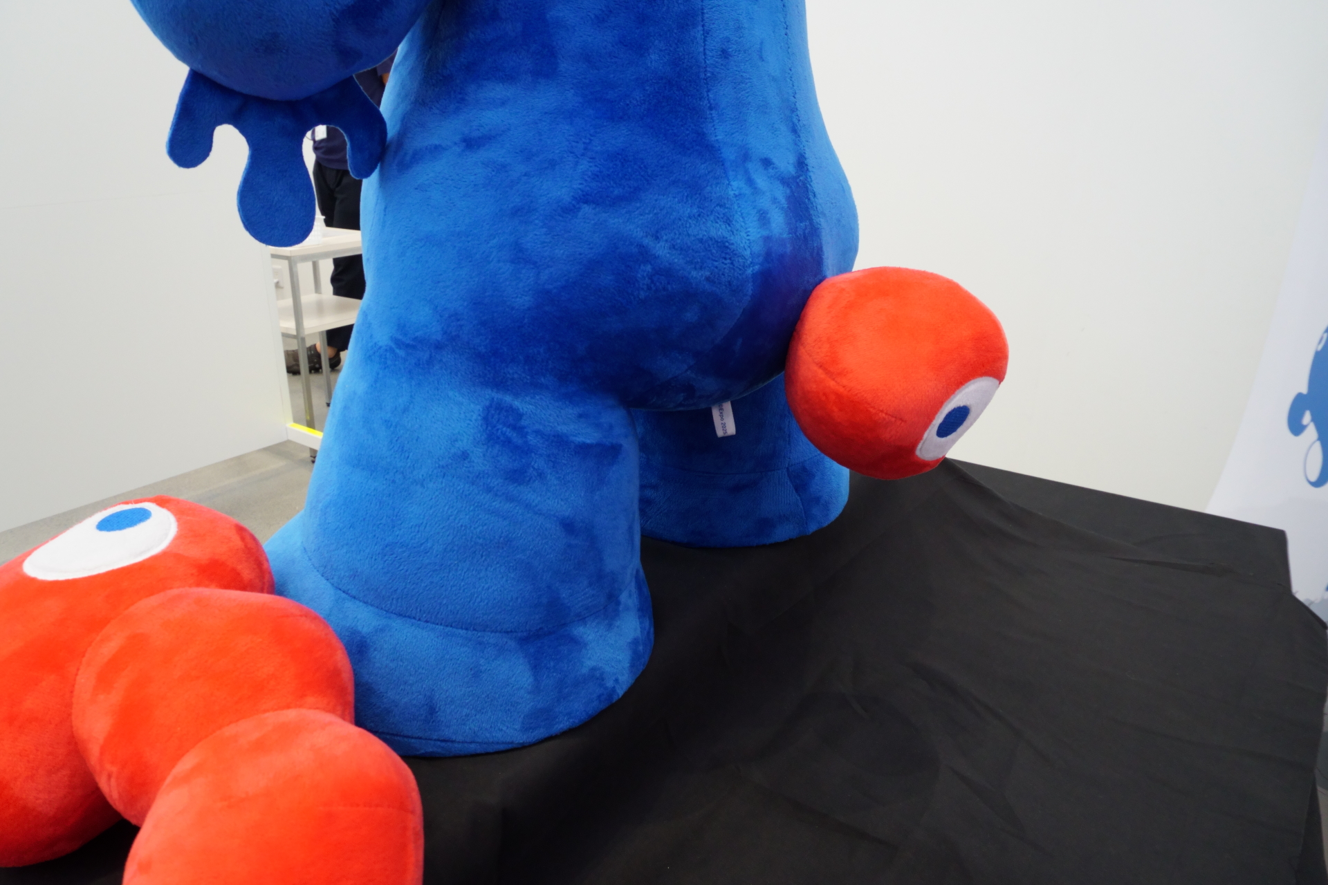 しっぽも見てね