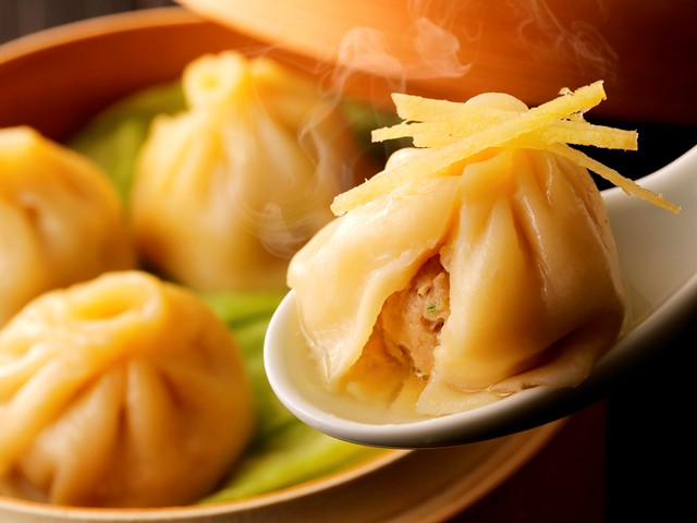 東京都・中華料理 龍「ドラゴン小籠包」（5個入り700円）