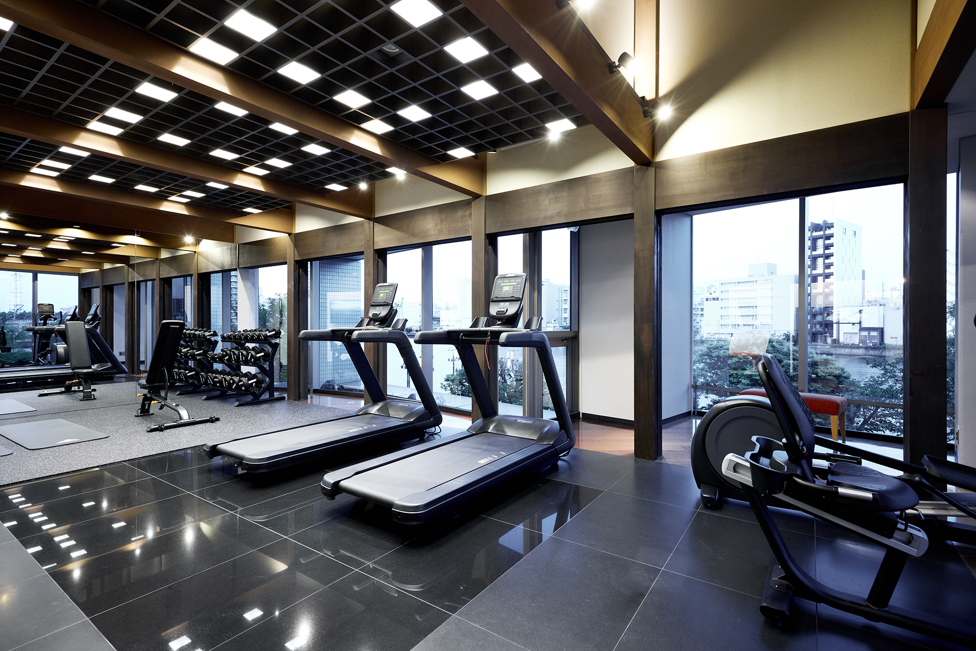 フィットネスジム