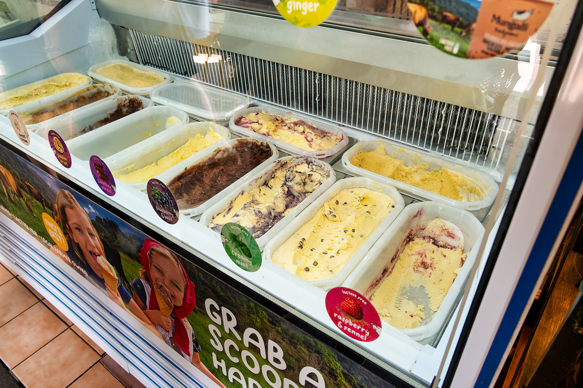 オーガニック素材を使用したジェラートも美味しい。魅力的なフレーバーが揃っており、どれにしようか悩んでしまうほど