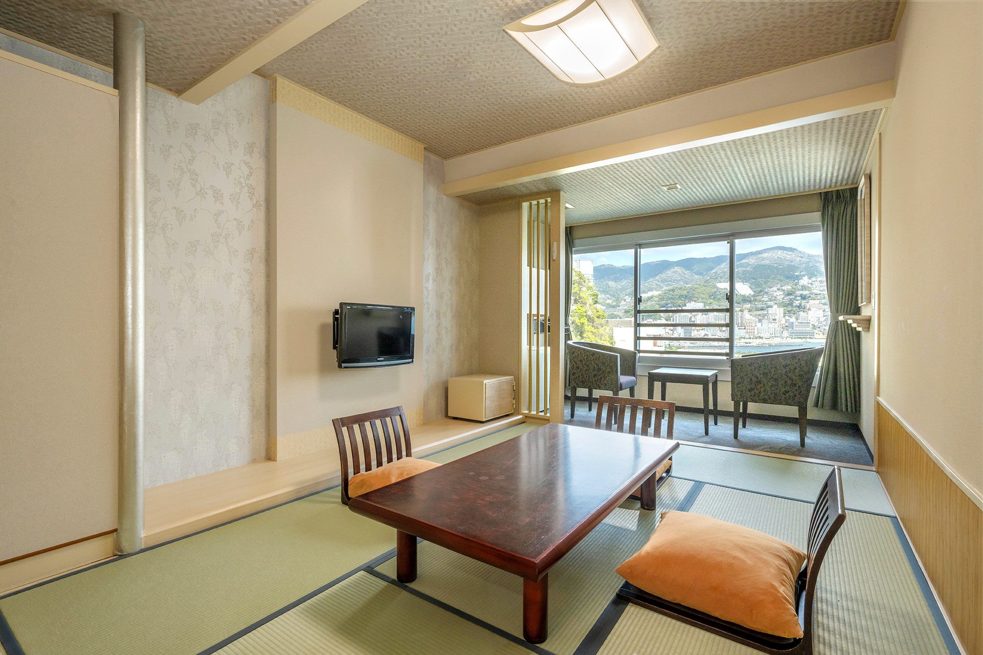 洋室も和室も全客室オーシャンビュー