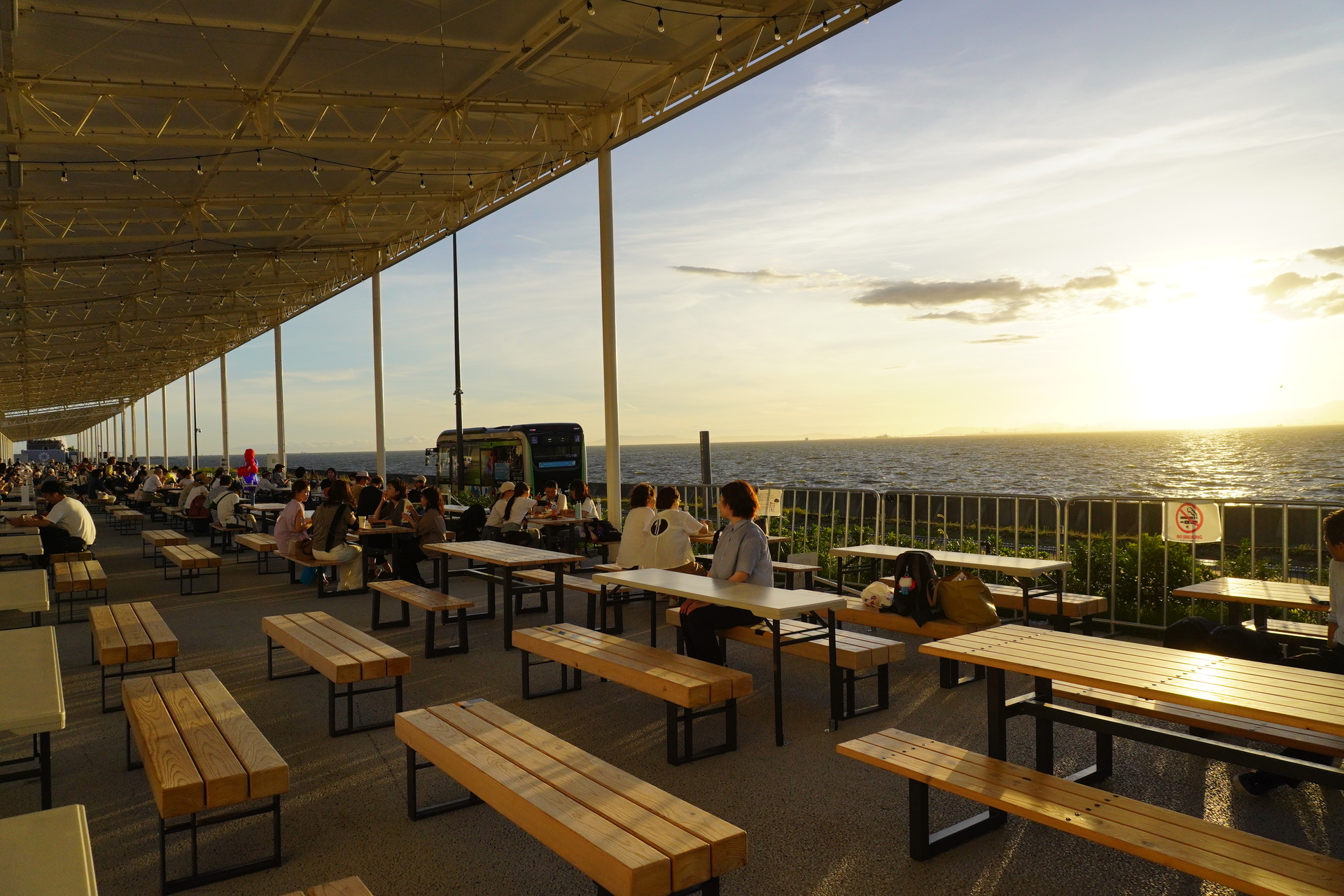 このままのんびりと華金が続いてくれたらよかったのに……（帰りの新幹線の時間が迫っていたので、写真を撮ってすぐ帰りました）