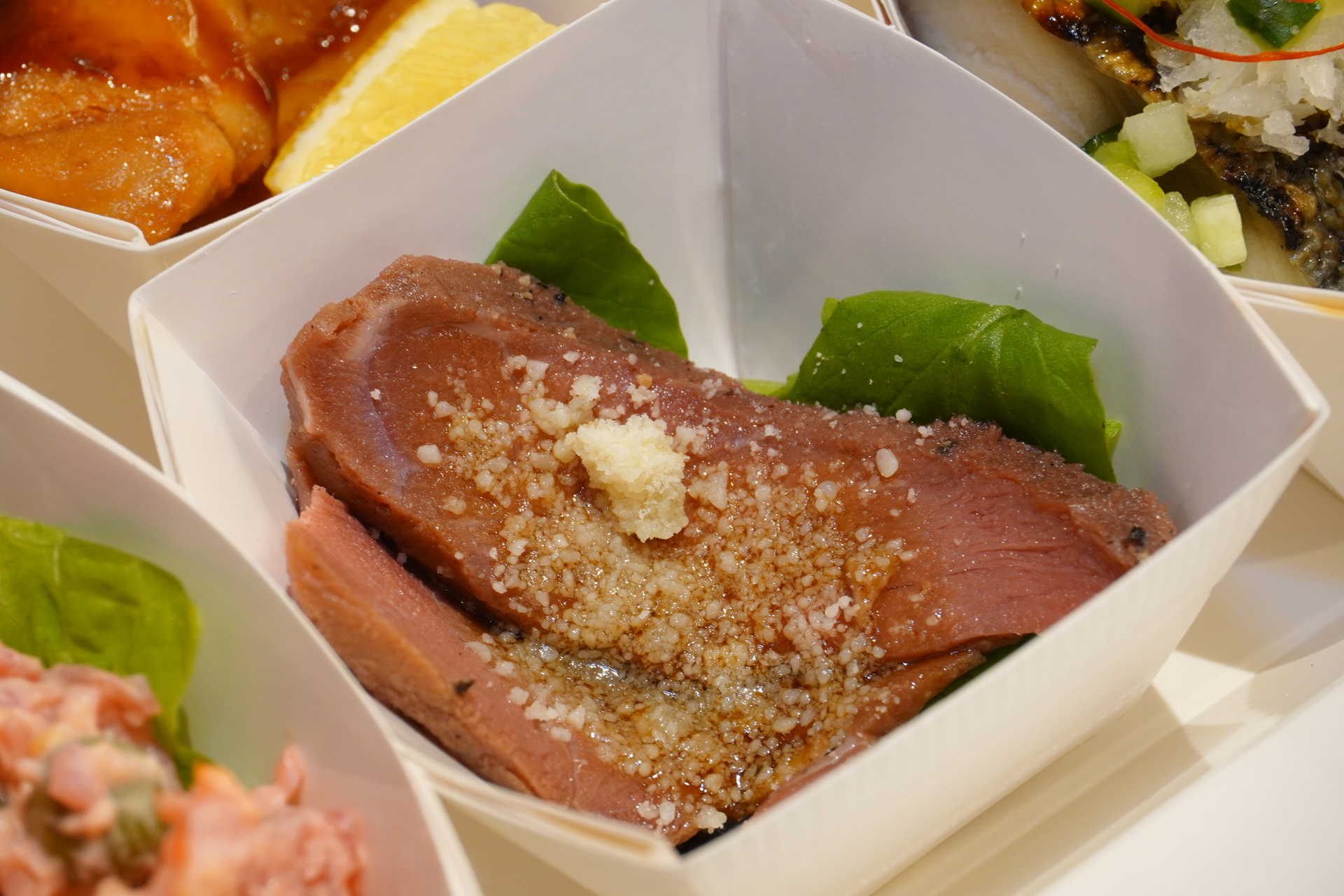 イタリア共和国「タリアータ」。定番のローストビーフ