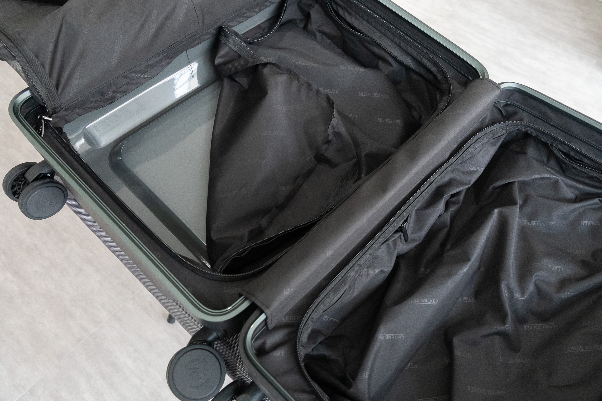 内装は取り外して丸洗いできる「Wachtec」仕様