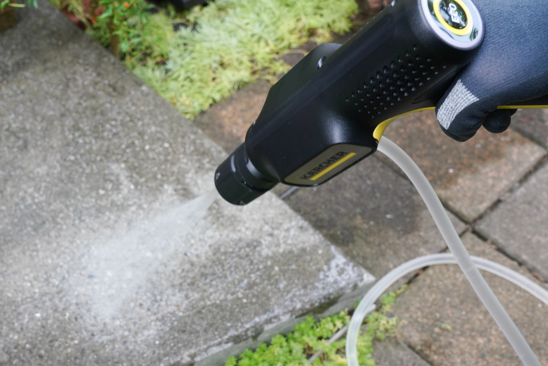 「標準」は扇形に水流が広がっている