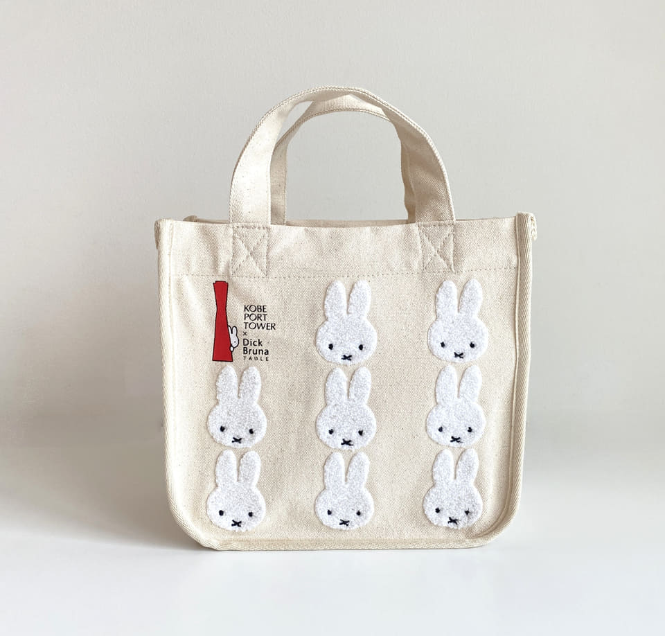 ミッフィーの限定キナリトート再販も！ 神戸阪急に「Dick Bruna TABLE