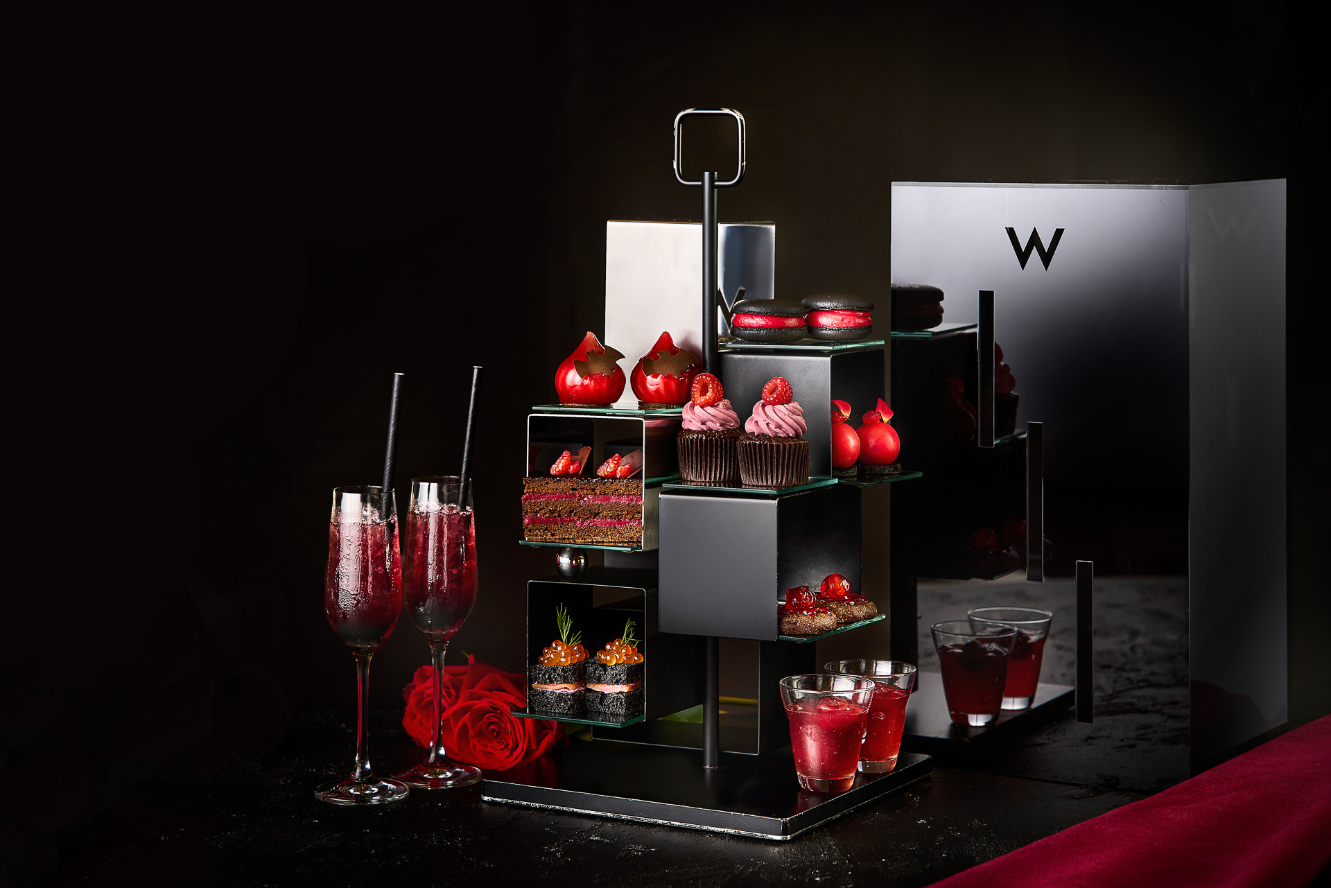 W大阪／LIVING ROOM