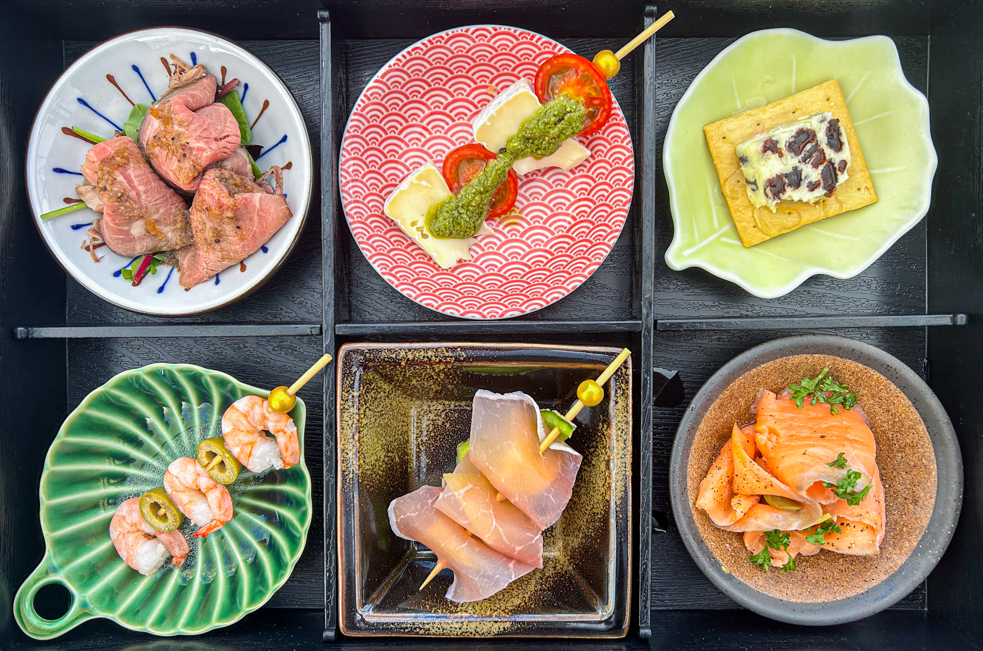 搭乗、飲み放題、おつまみ6種がセット