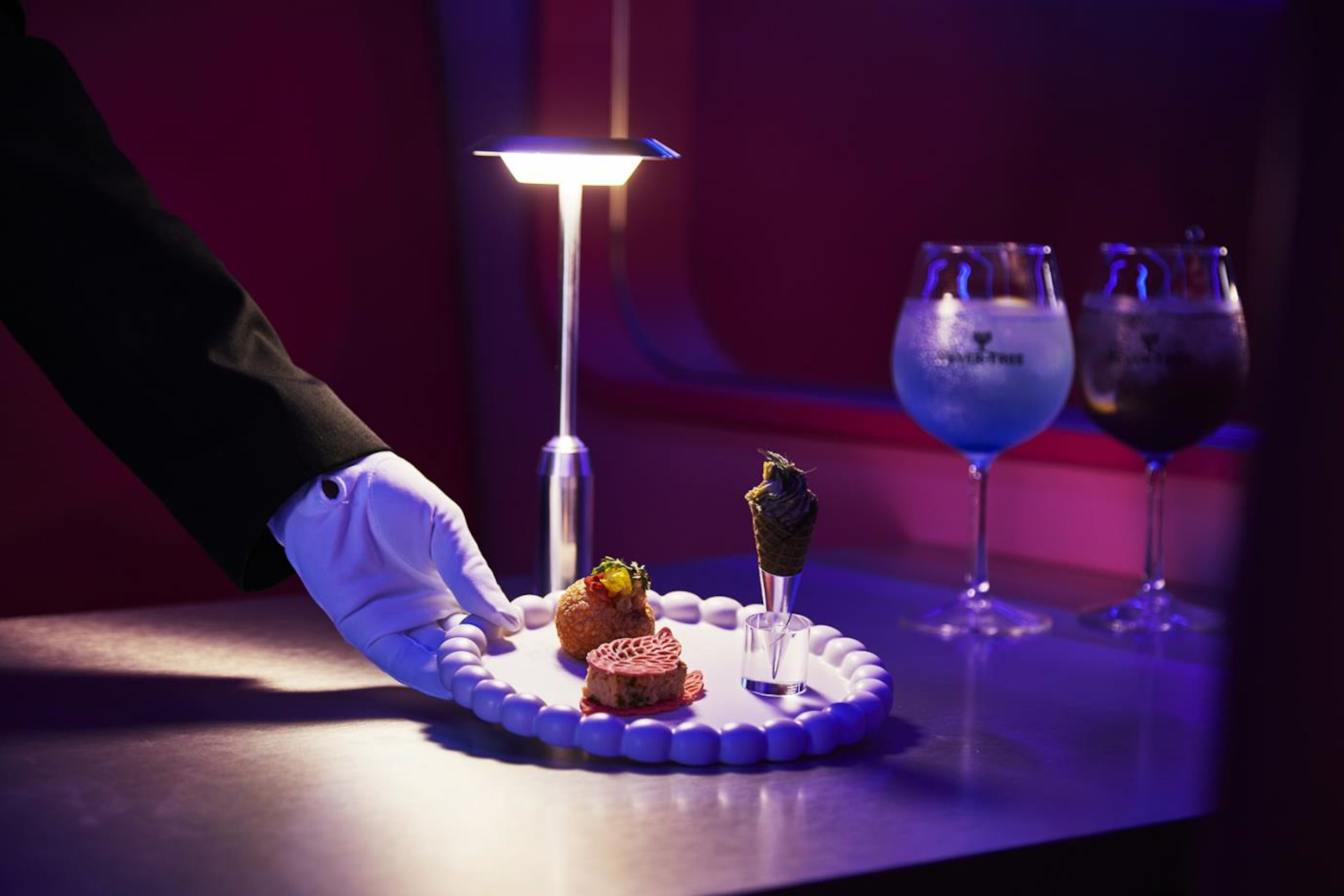 コース料理とともに楽しめる新プランも予約開始