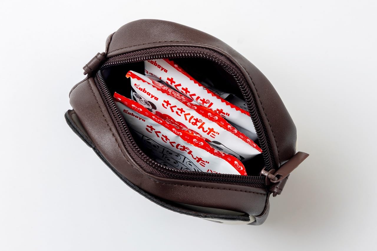 サクサク食感が人気のチョコビスケット「さくさくぱんだ」の顔がそのままポーチに！