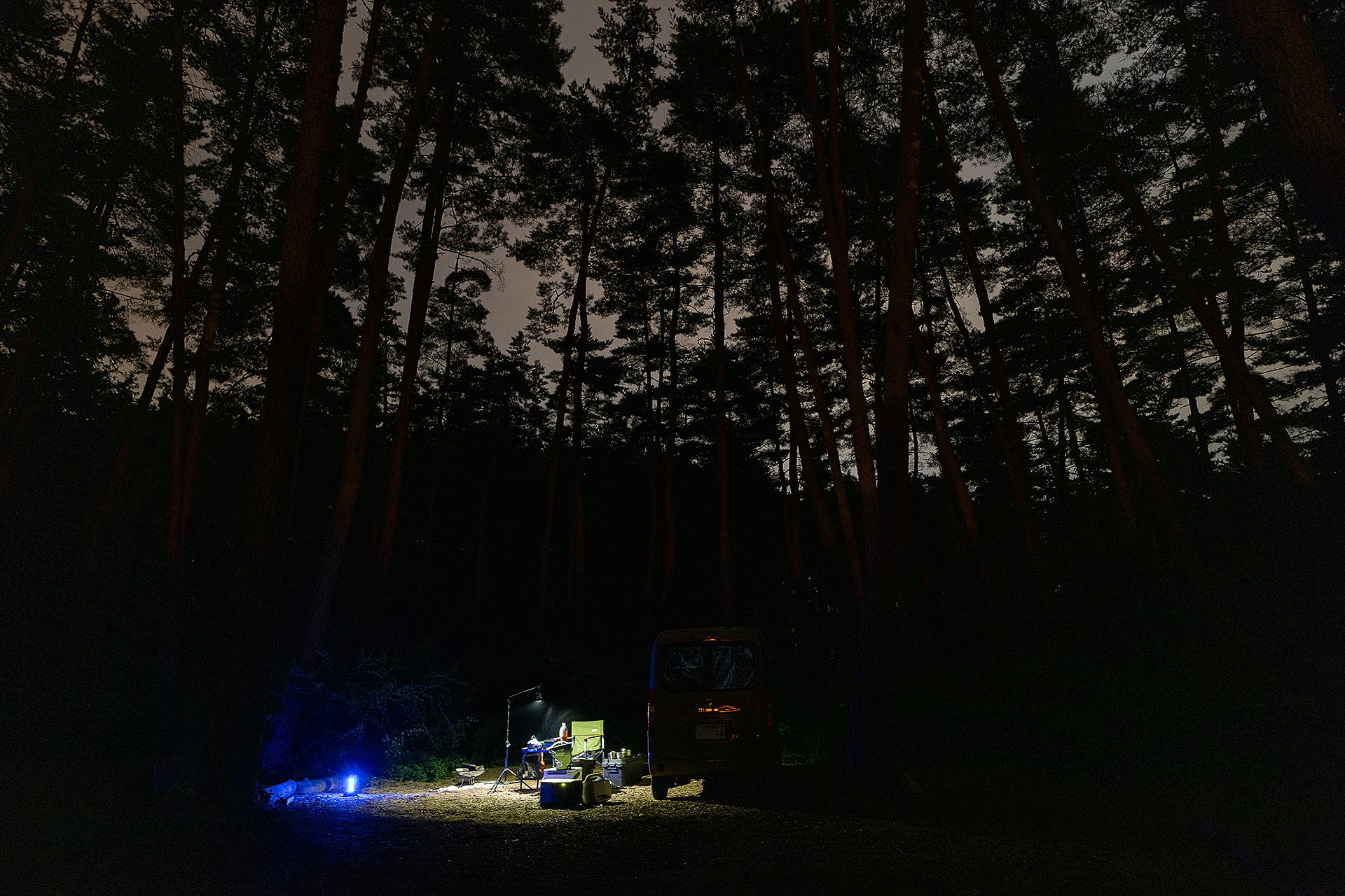 夜のサイトはかなり暗い。トイレに行くときのために手持ちできるライトを持っていきたい