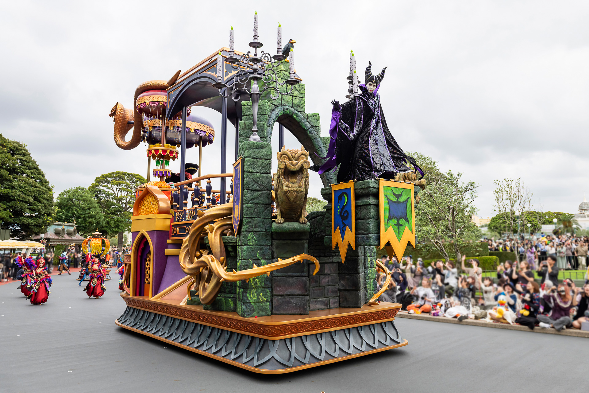 最強のヴィランズといえば、やっぱりマレフィセント