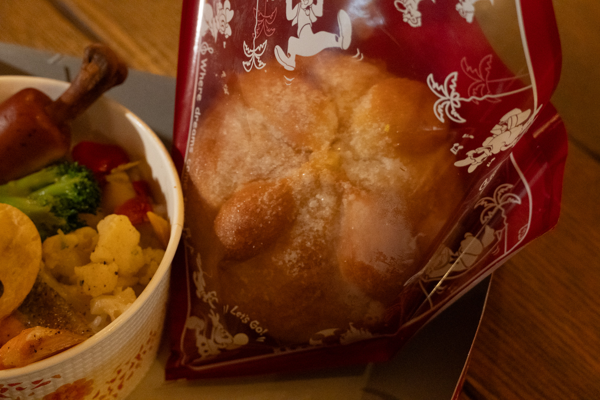 「パン・デ・ムエルト（オレンジ入り）」（400円）