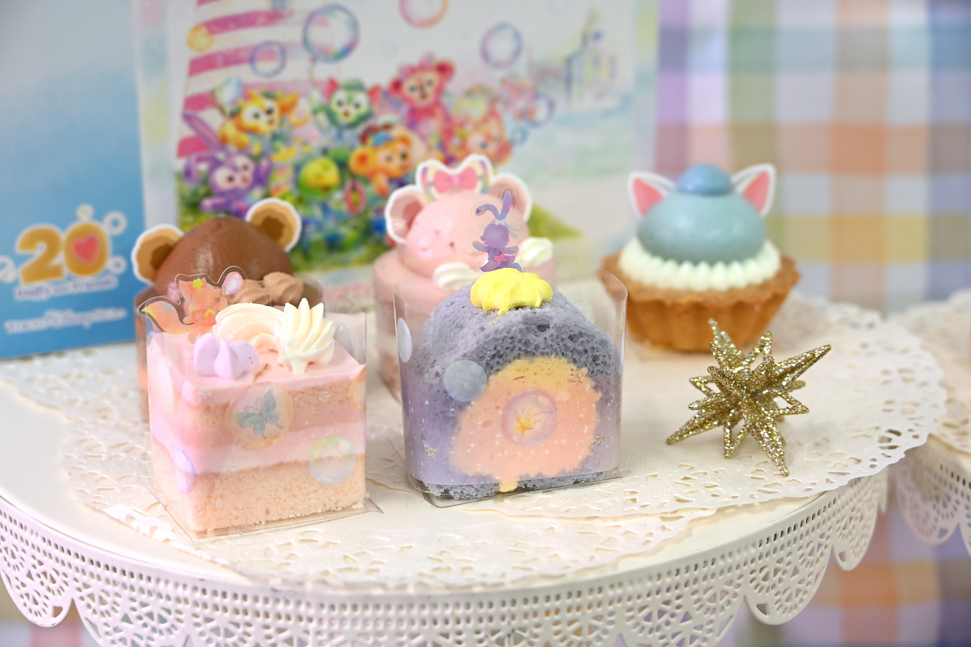 話題のおうちで楽しめる東京ディズニーリゾートのフローズンスイーツを実食！