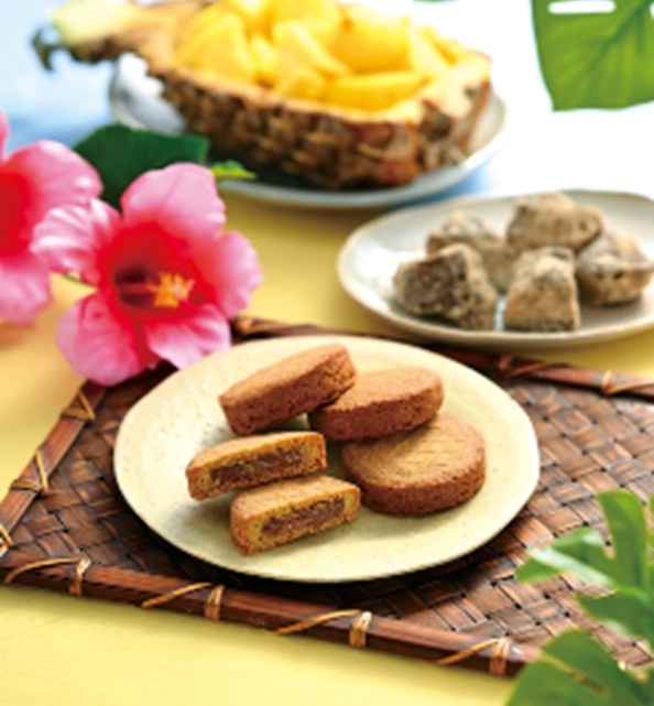 2025年大阪・関西万博＆2027年国際園芸博覧会＆崎陽軒 横濱パイナップルケーキ黒糖（6個入り、1200円）