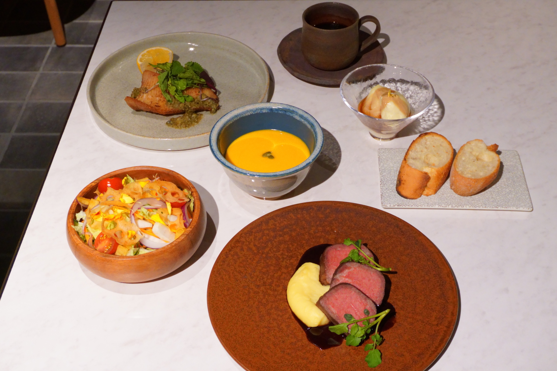 ディナーコース（8800円）