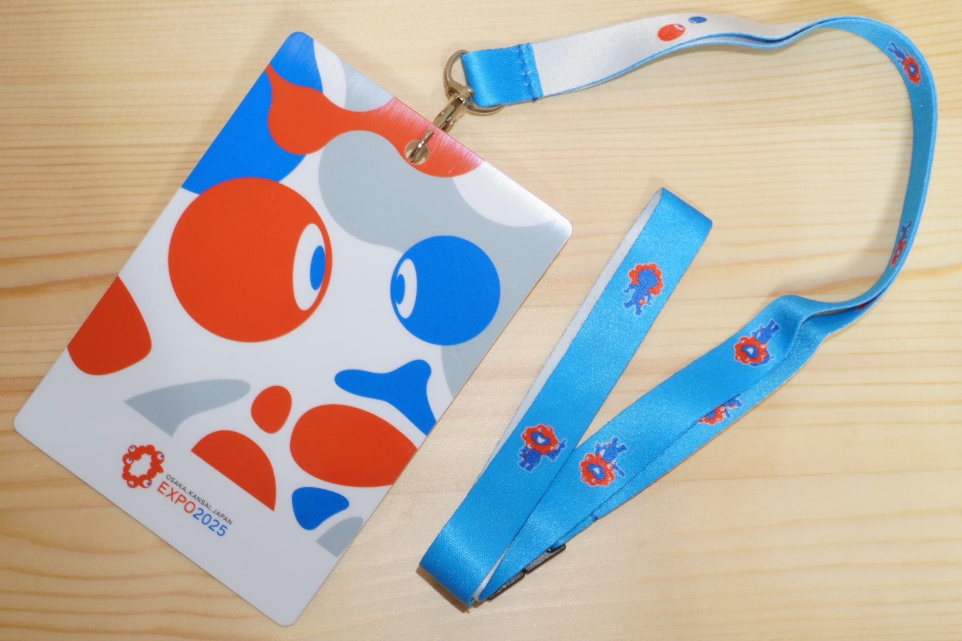 写真は事前注文でゲットしたスクエア記念チケットの別バージョン「FLAME」