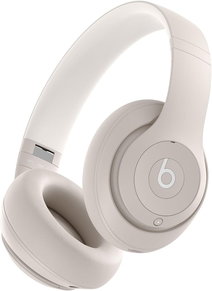 中古　Beats solo pro  使用期間三ヶ月ほど。 中古 Beats solo pro 使用期間三ヶ月ほど。 Beats Studio Pro