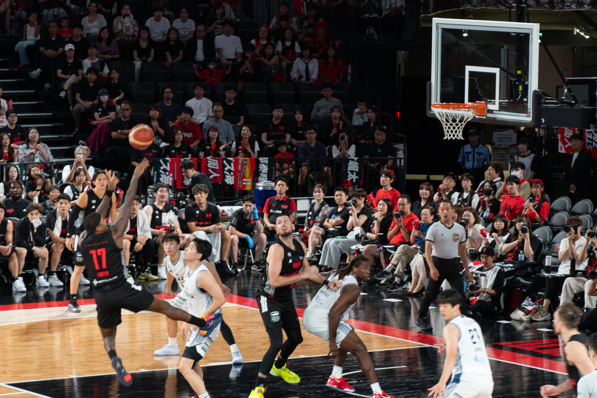 トヨタアリーナ東京でアルバルク東京と長崎ヴェルカのプレシーズンマッチを観戦してきた