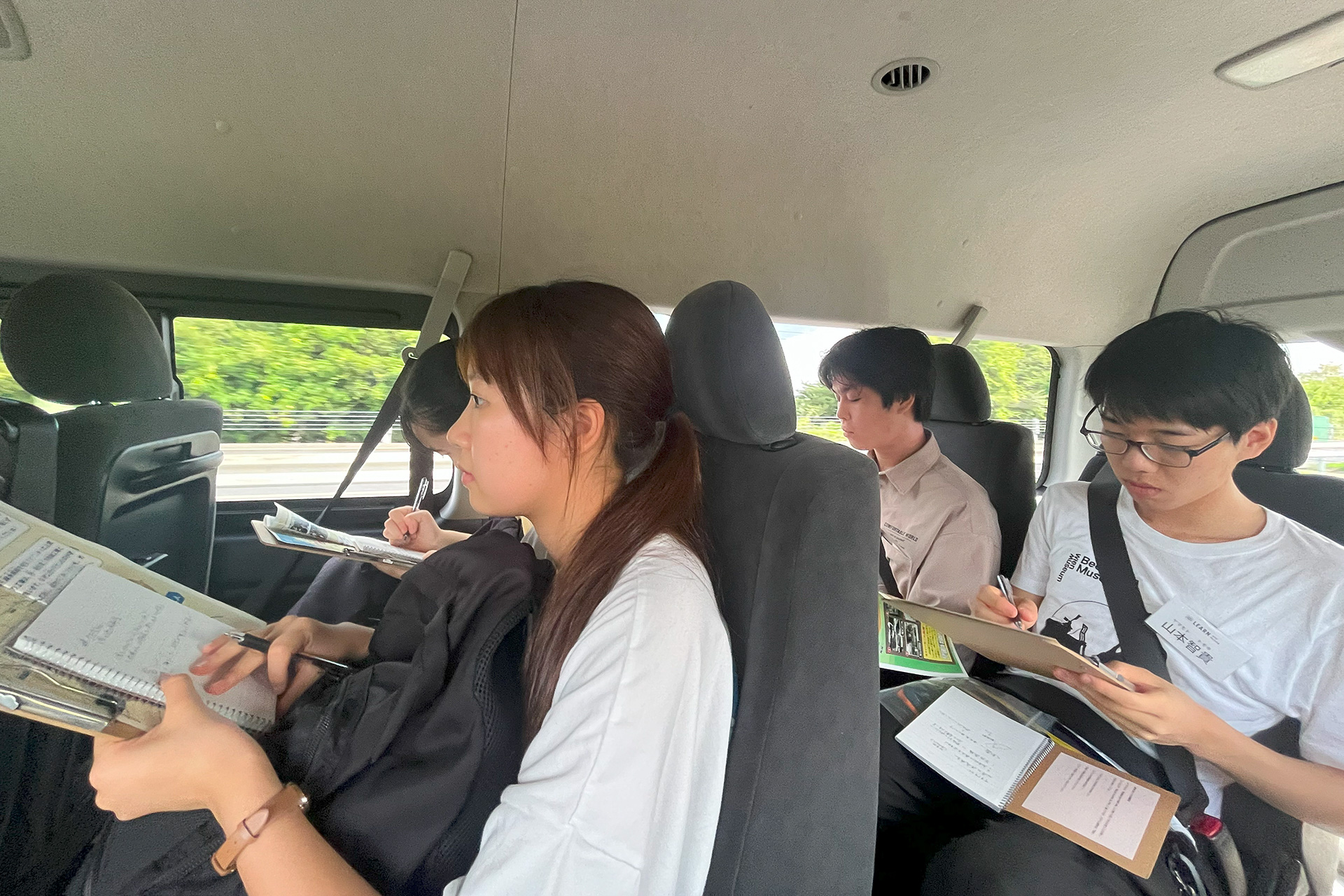 新潟チームは新潟駅から約60km離れた阿賀町役場へ移動